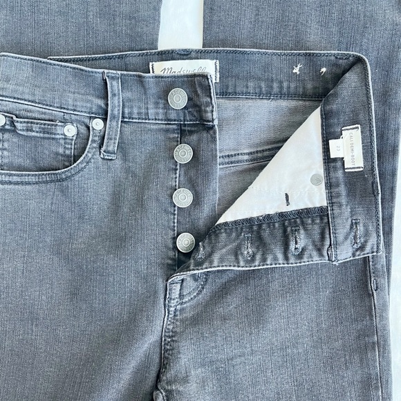 Madewell Cali Demi-Boot Jeans in Bellspring Wash: Button-Front Edition Size 23 - Picture 12 of 17